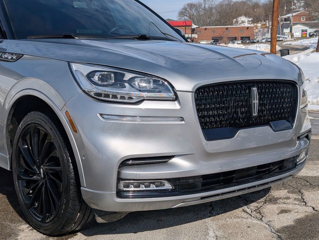 Used 2023 Lincoln Aviator Black Label w/ Jet Package image 19