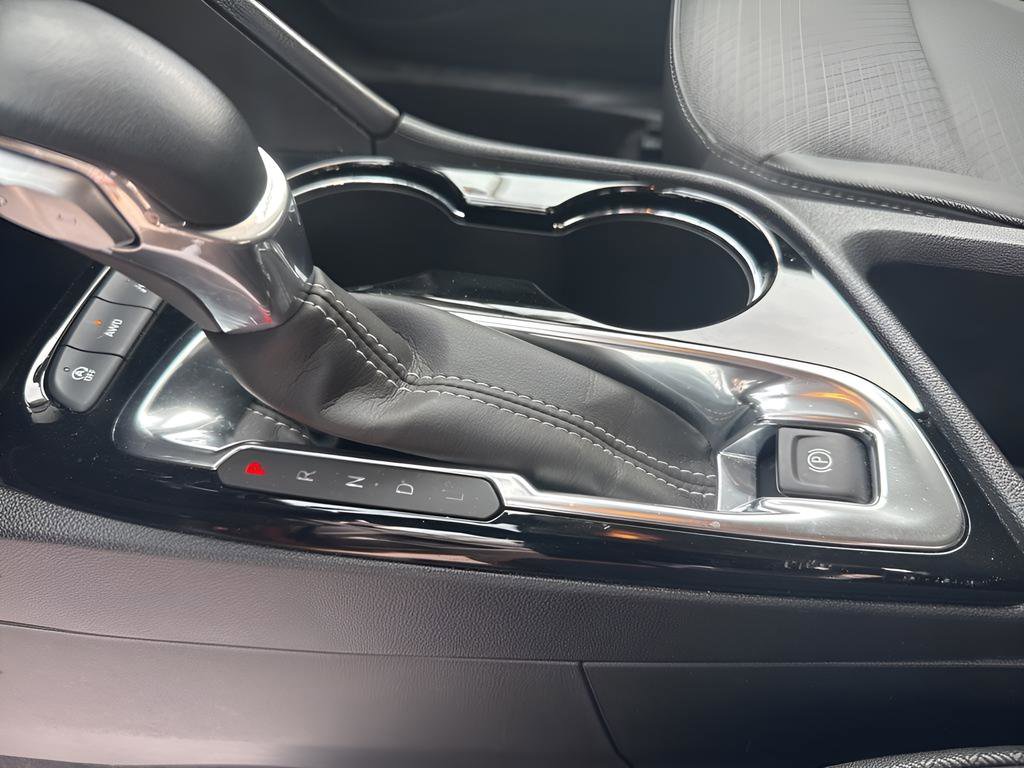 Used 2024 Buick Encore GX Preferred w/ Comfort Package AWD/4WD image 17