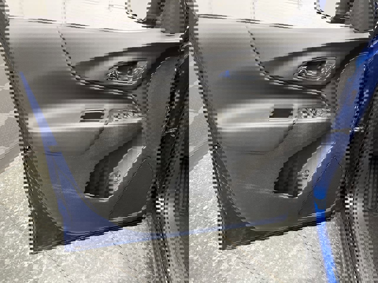 Certified 2022 Chevrolet Equinox LT w/ Driver Convenience Package image 7