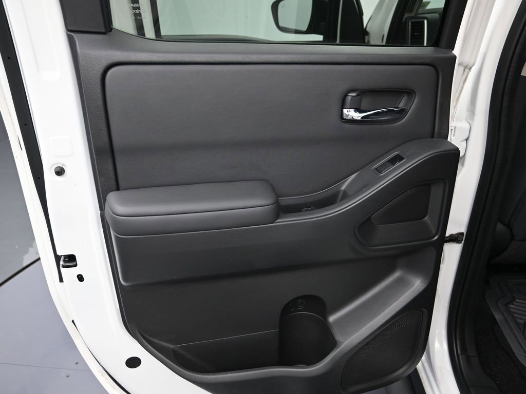 Used 2022 Nissan Frontier SV w/ Technology Package image 20