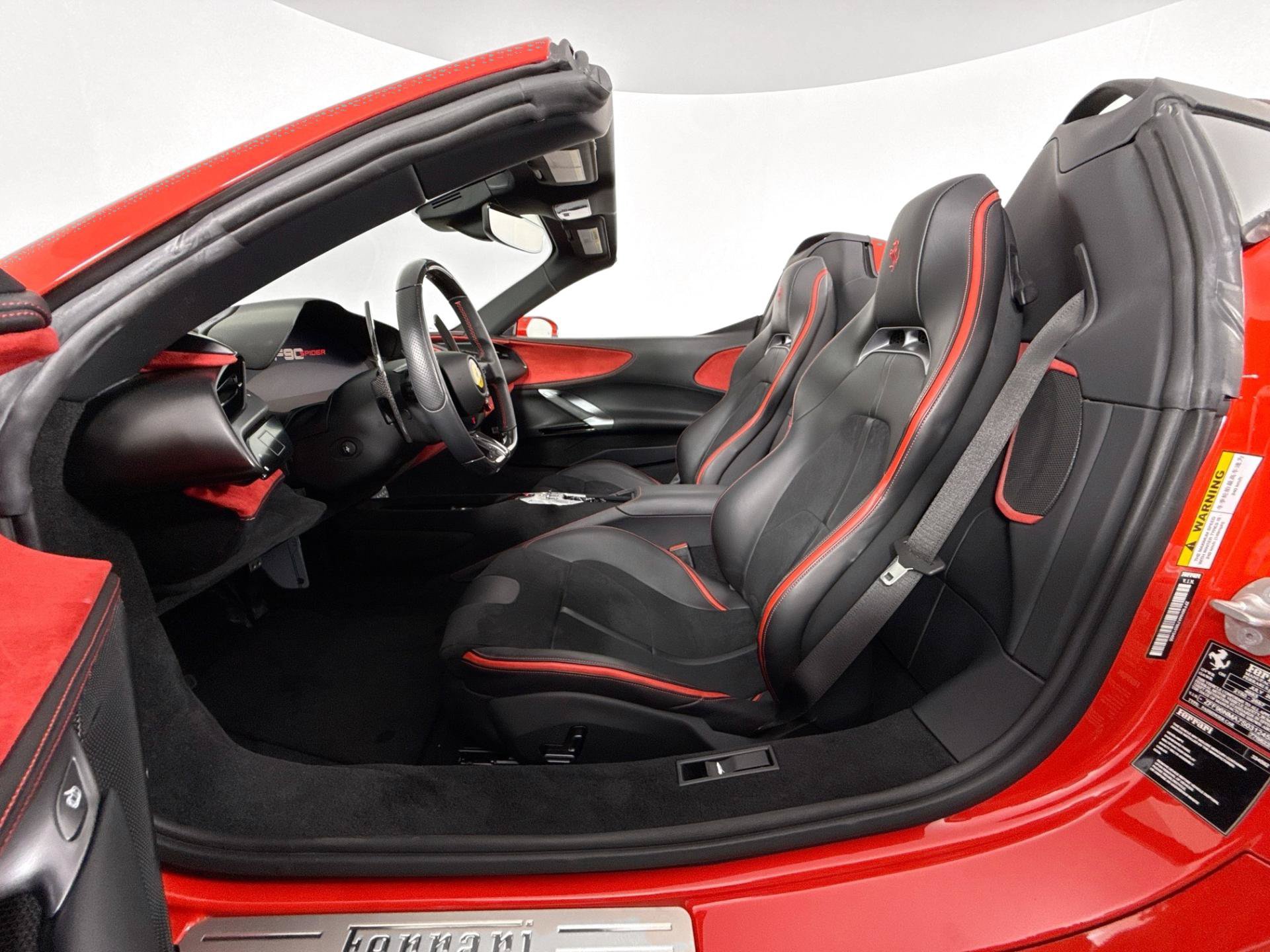 Used 2025 Ferrari SF90 Spider AWD/4WD image 11