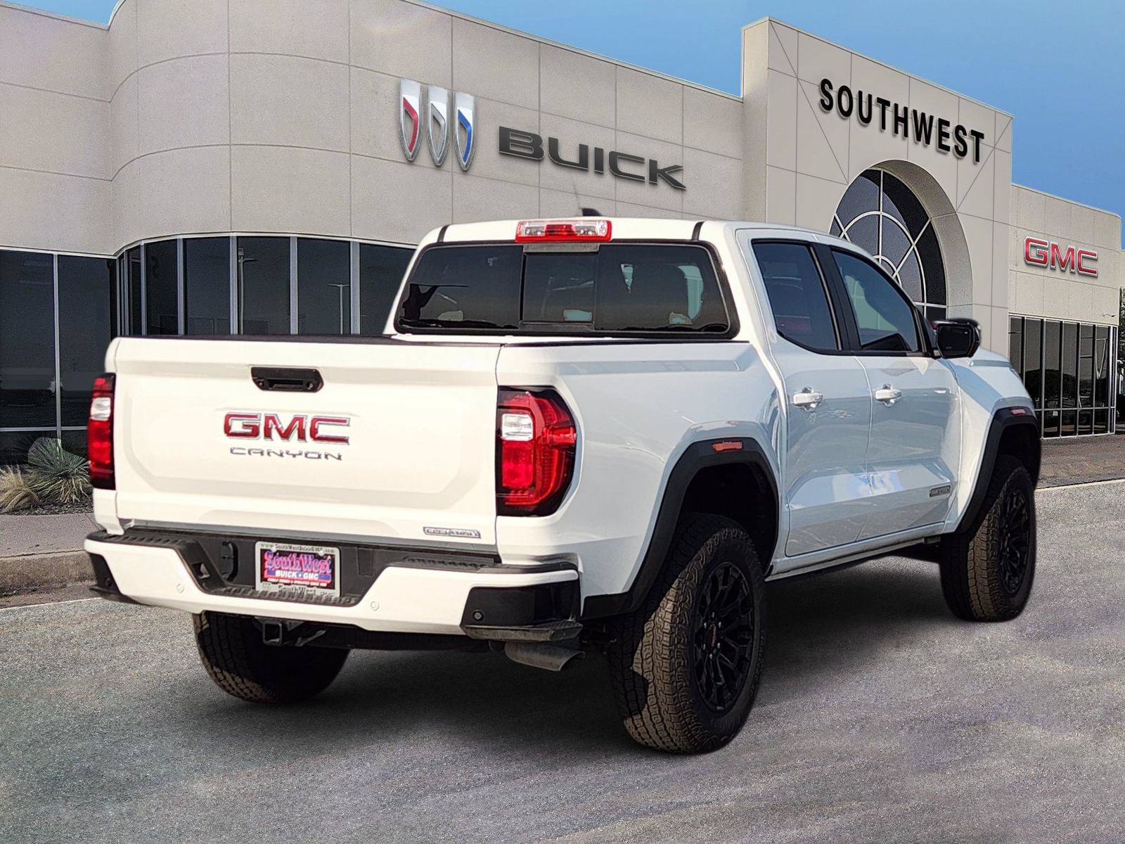 New 2026 GMC Canyon Elevation w/ Convenience Package RWD image 5