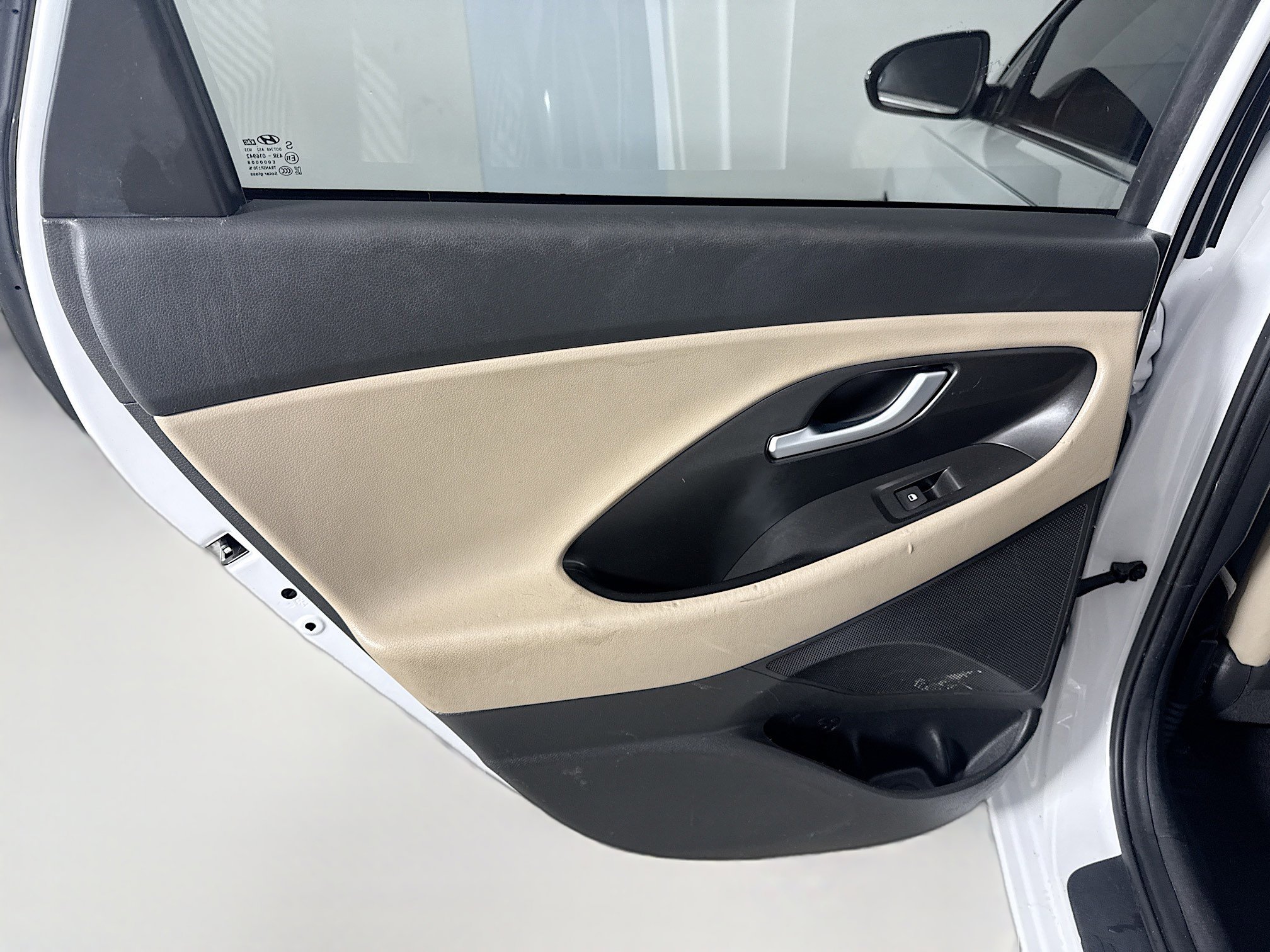 Used 2020 Hyundai Elantra GT w/ Style Package 02 image 26