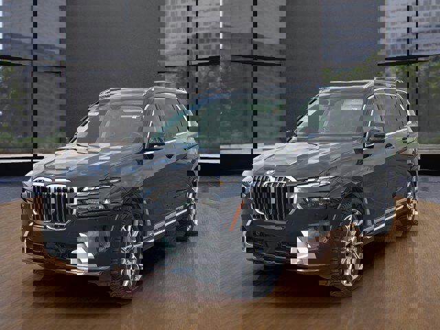 Used 2025 BMW X7 xDrive40i w/ Premium Package image 12