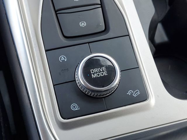 Used 2024 Ford Explorer XLT w/ Equipment Group 202A AWD/4WD image 27