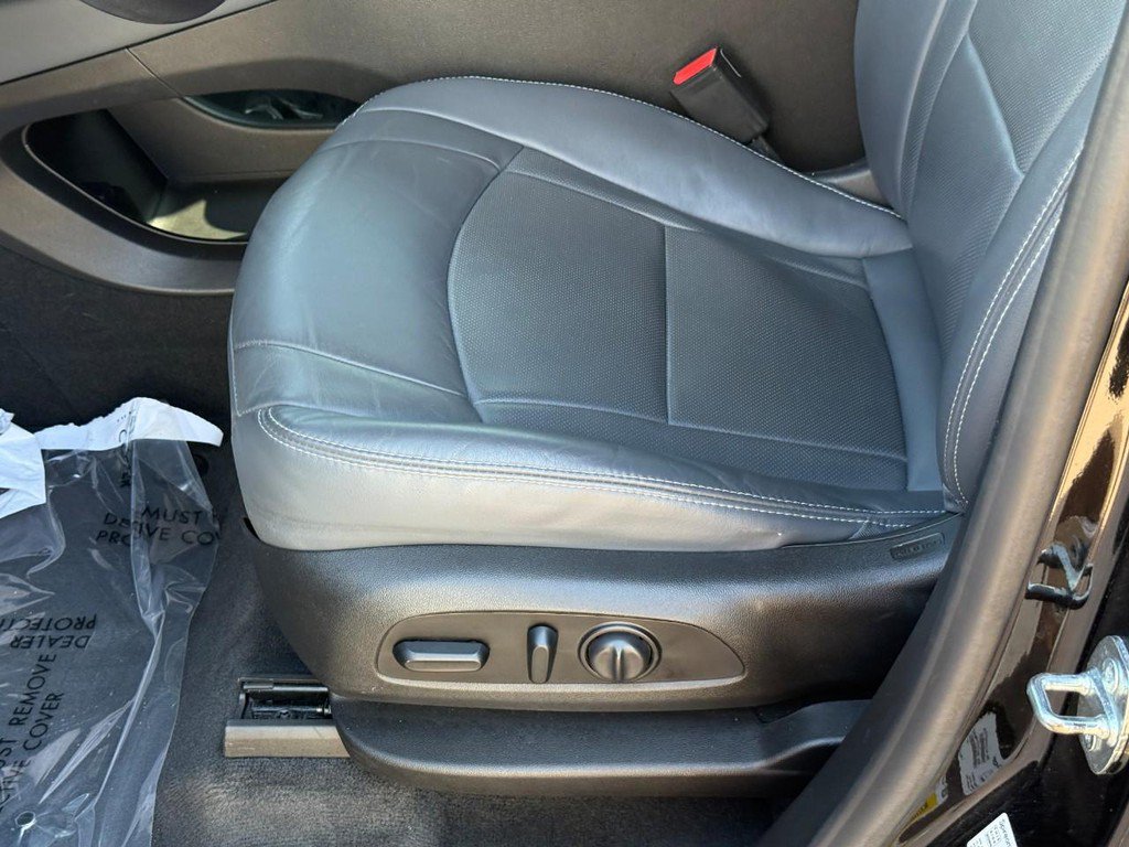 Used 2020 Buick Enclave Essence w/ Sound and Sites Package FWD image 19