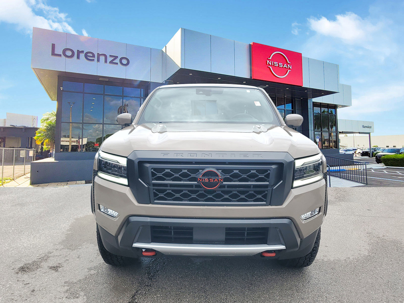 Used 2024 Nissan Frontier Pro-X w/ Technology Package image 2