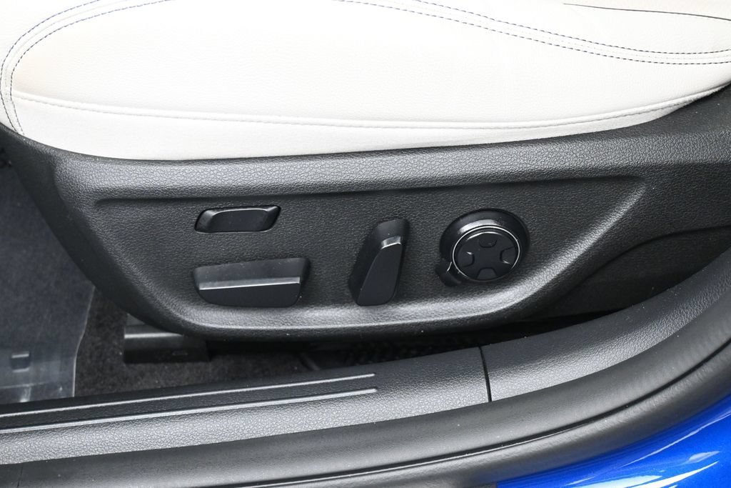 Used 2024 Genesis G70 3.3T Advanced RWD image 12