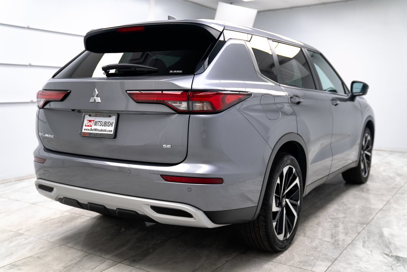 Used 2022 Mitsubishi Outlander SE AWD/4WD image 9