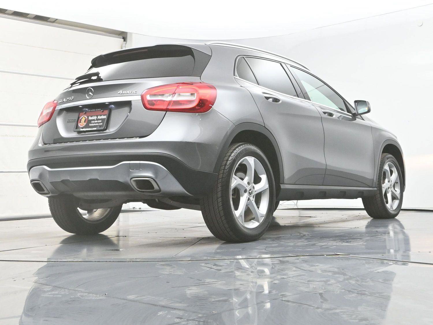 Used 2020 Mercedes-Benz GLA 250 4MATIC image 31