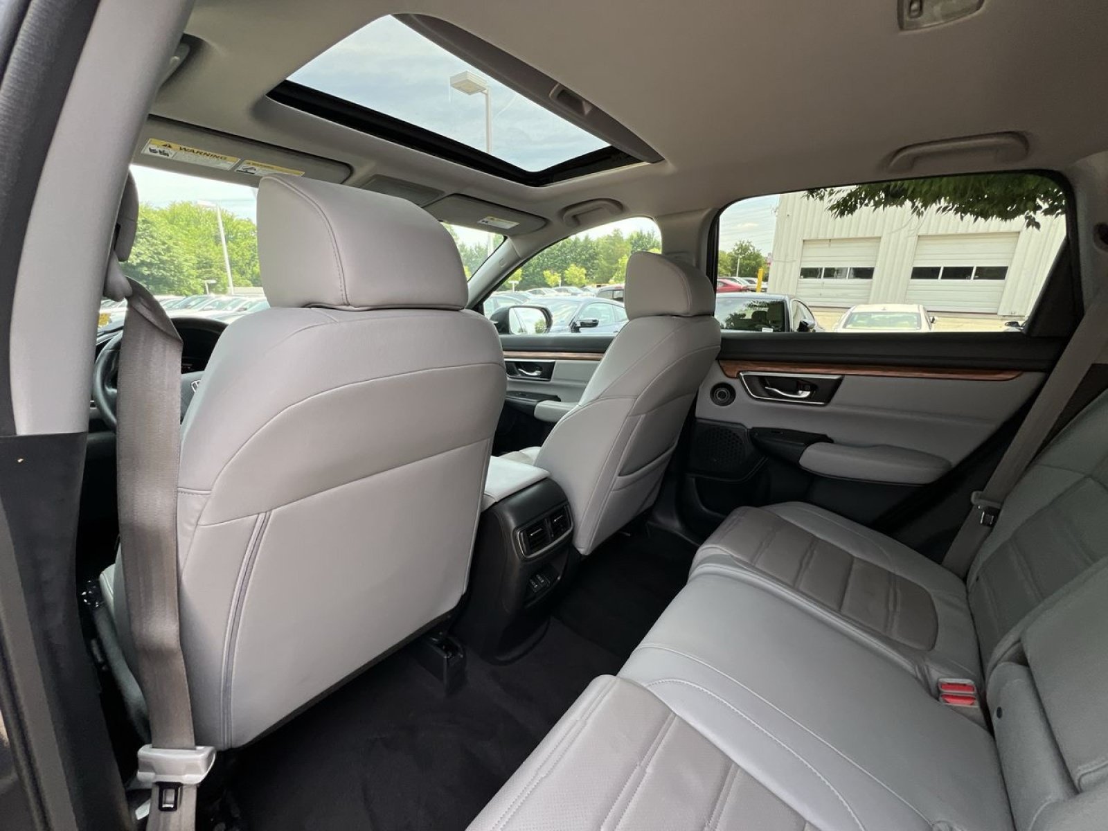 Used 2018 Honda CR-V Touring image 27