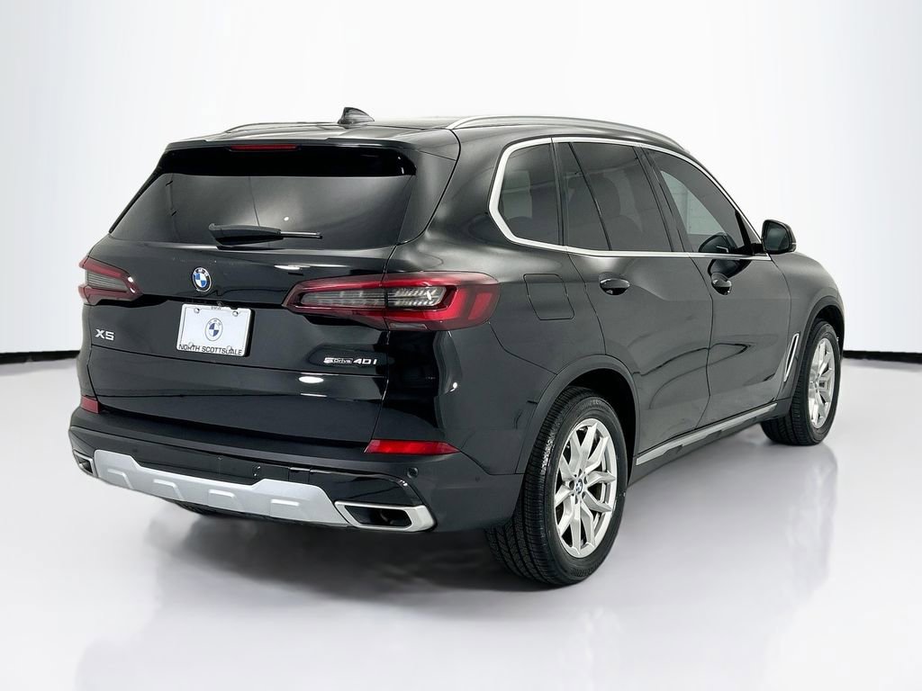 Certified 2022 BMW X5 sDrive40i w/ Climate Comfort Package image 5