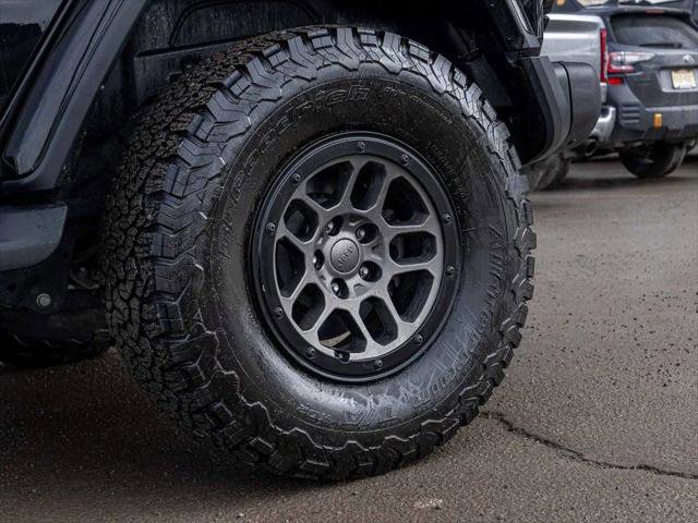 Certified 2023 Jeep Wrangler Unlimited Rubicon 392 w/ Xtreme Recon 35" Tire Package AWD/4WD image 8