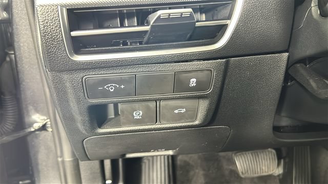 Used 2026 Hyundai Sonata SEL FWD image 19
