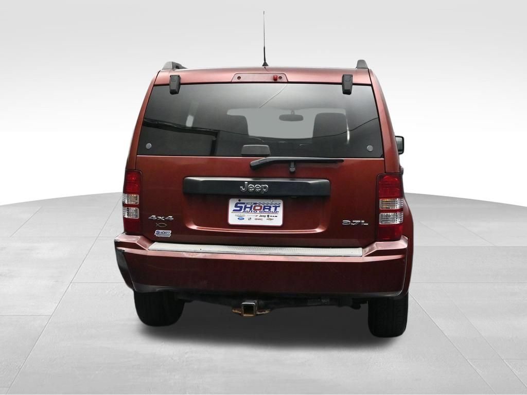 Used 2008 Jeep Liberty Sport w/ Popular Equipment Group AWD/4WD image 4