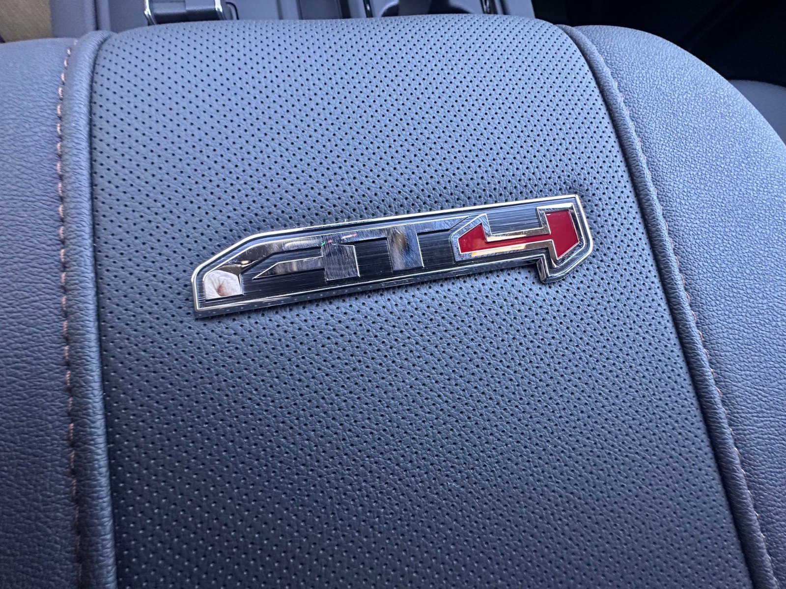 New 2026 GMC Sierra 2500 AT4 w/ AT4 Preferred Package image 20