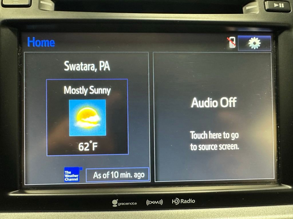 Used 2018 Toyota Highlander Plus w/ Carpet Mat Package (TMS) AWD/4WD image 23