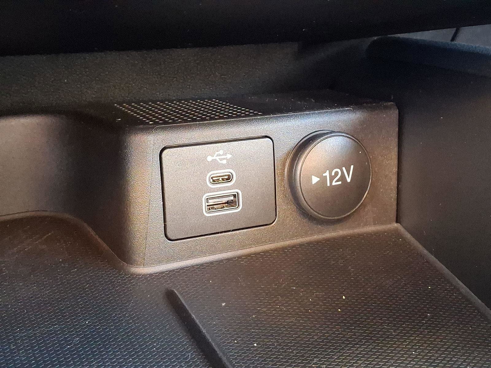 New 2026 Ford Escape SE FWD image 16