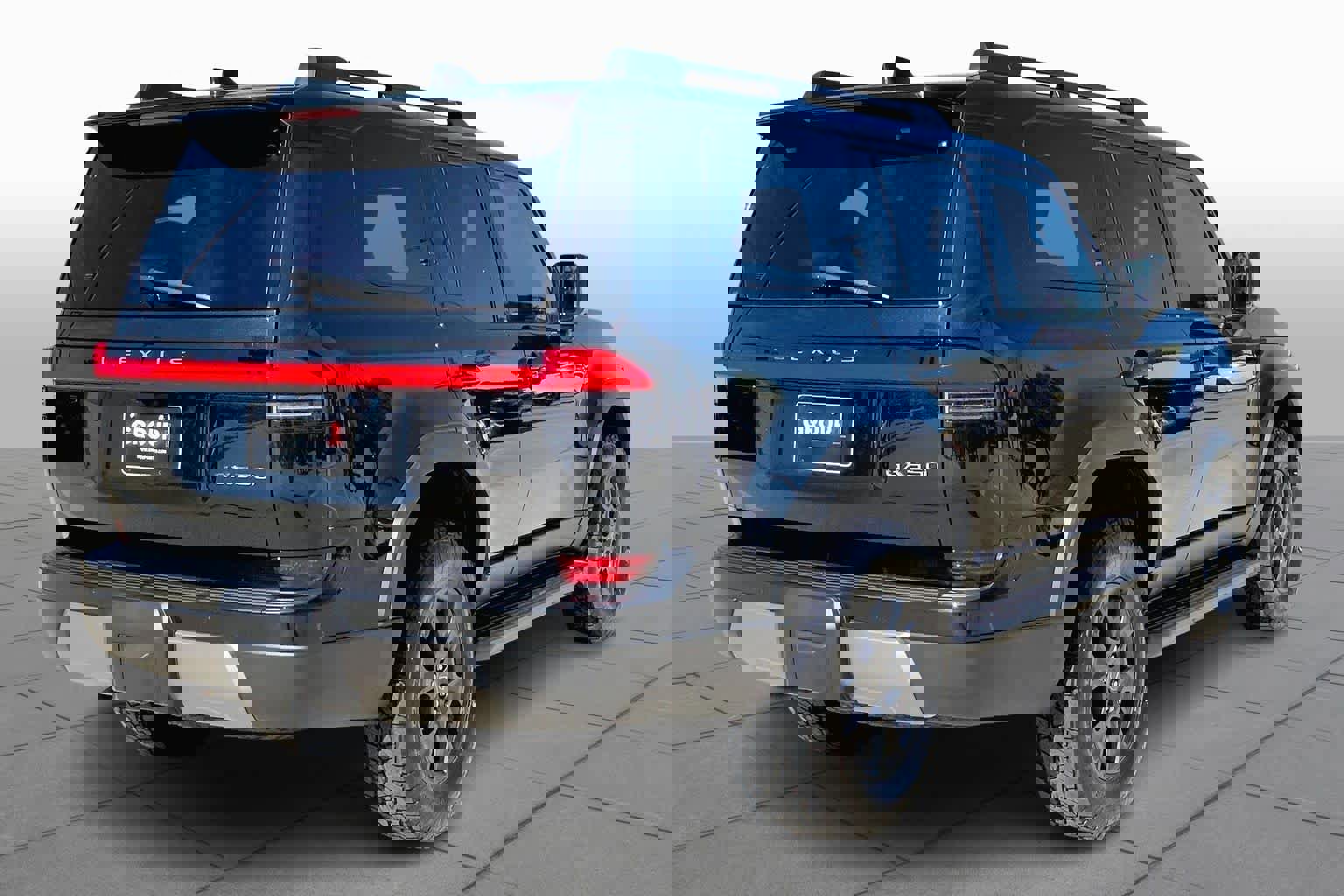 Used 2024 Lexus GX 550 image 13