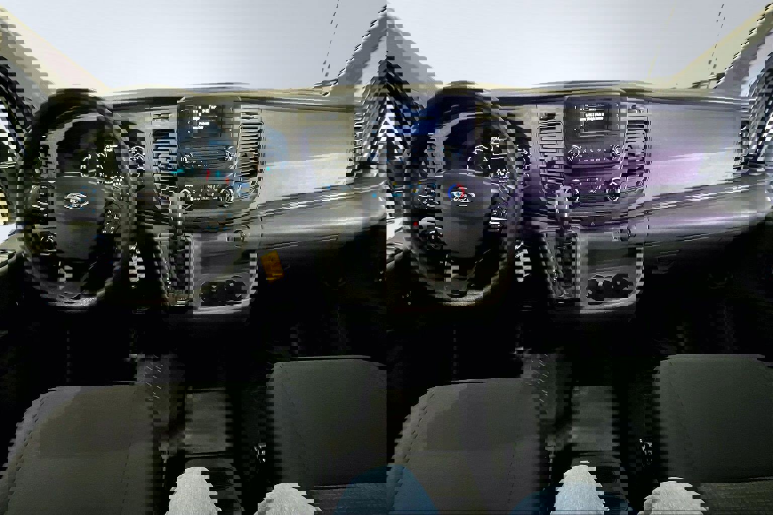 Used 2024 Ford Transit 250 Low Roof w/ Exterior Upgrade Package image 8