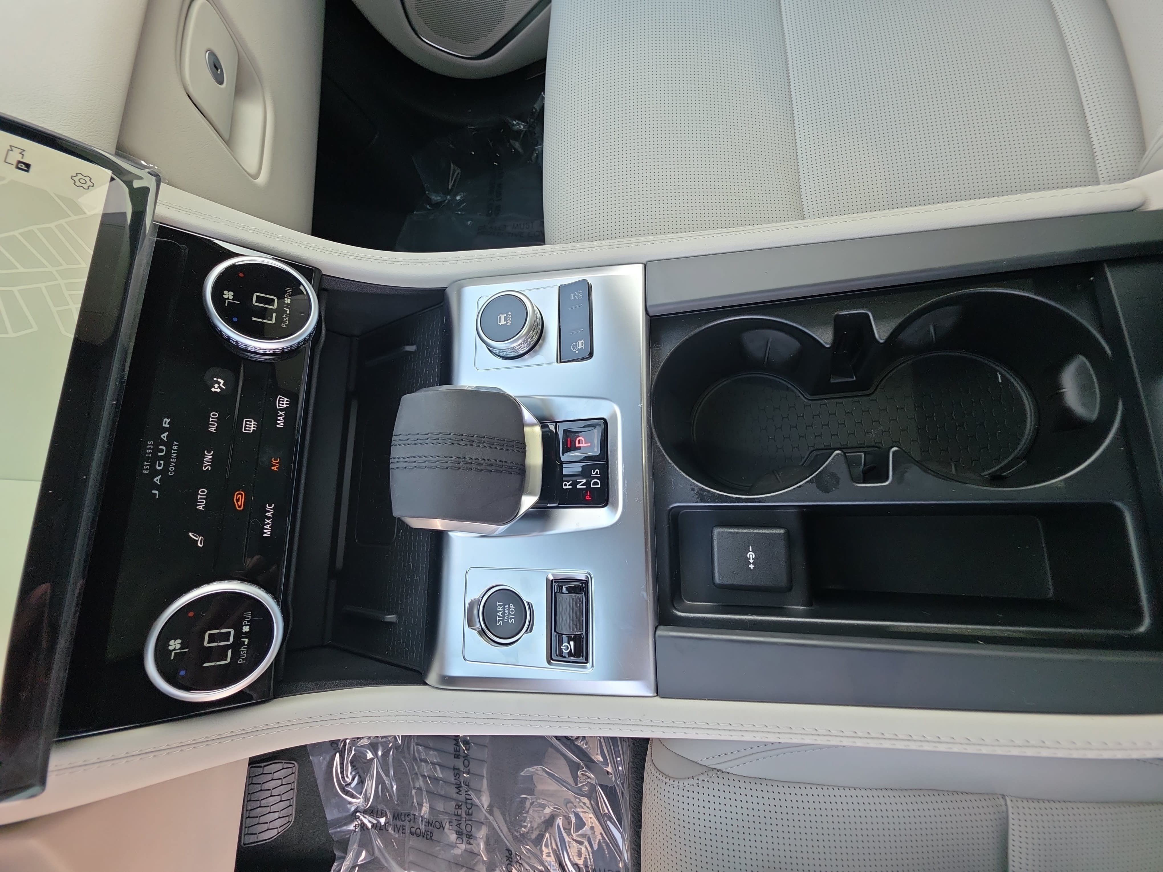 New 2026 Jaguar F-PACE R-Dynamic S AWD/4WD image 25
