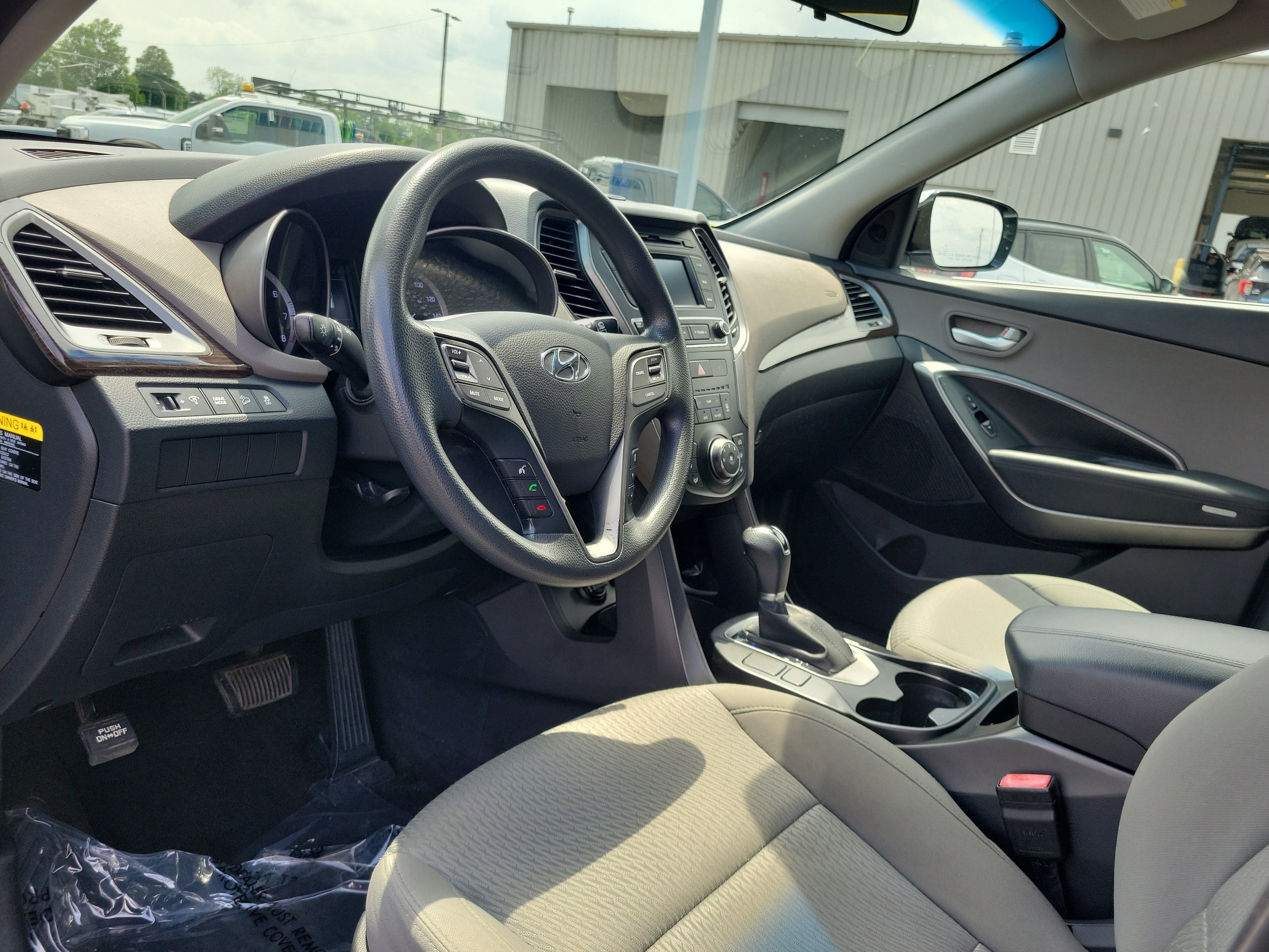 Used 2018 Hyundai Santa Fe Sport FWD image 19