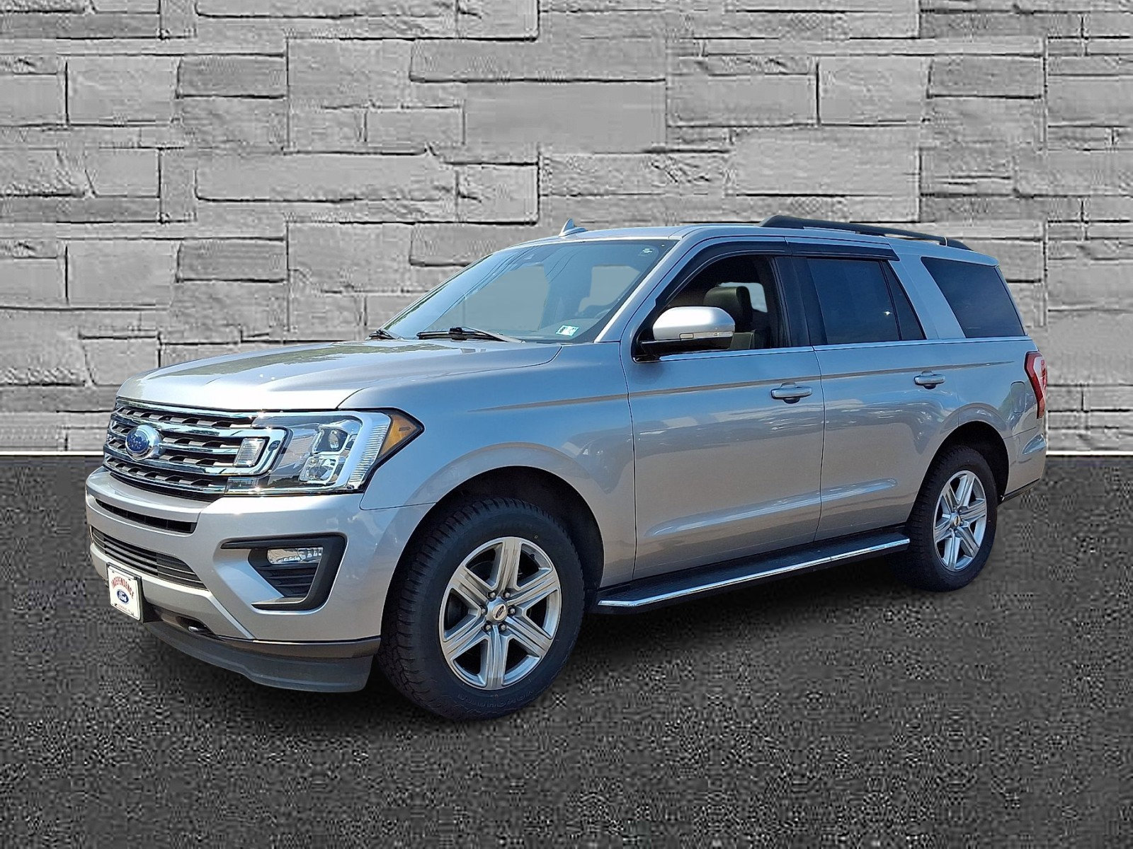Certified 2020 Ford Expedition XLT w/ Equipment Group 202A AWD/4WD image 5