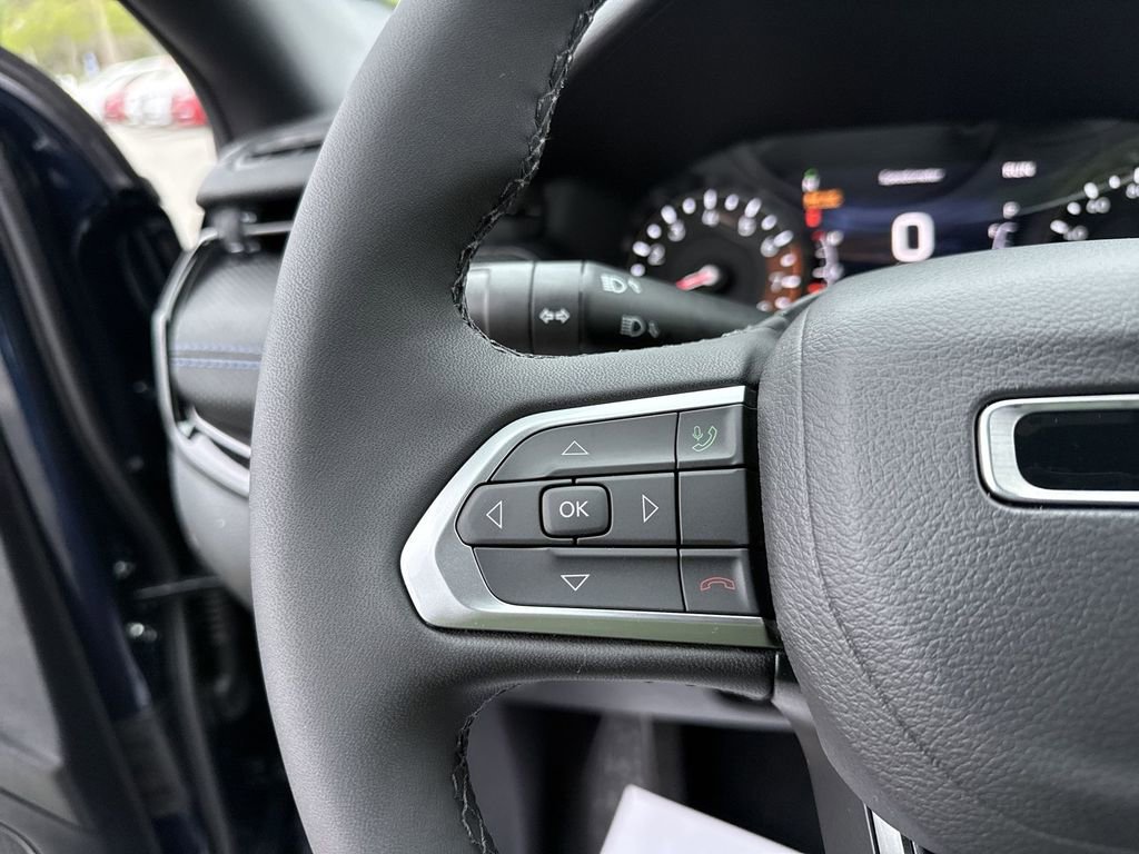 New 2026 Jeep Compass Latitude AWD/4WD image 12