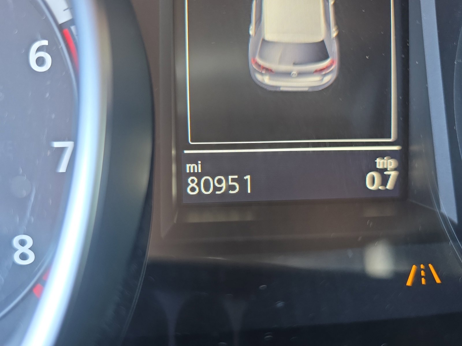 Used 2016 Volkswagen Golf 4-Door image 11