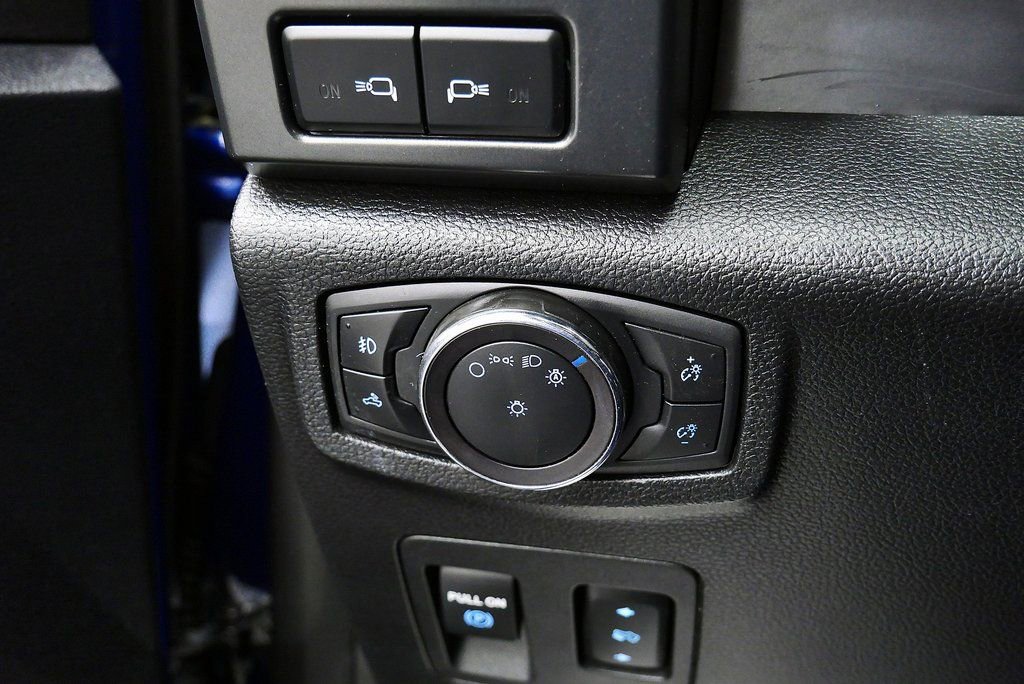 Used 2018 Ford F150 XLT w/ Equipment Group 302A Luxury image 25