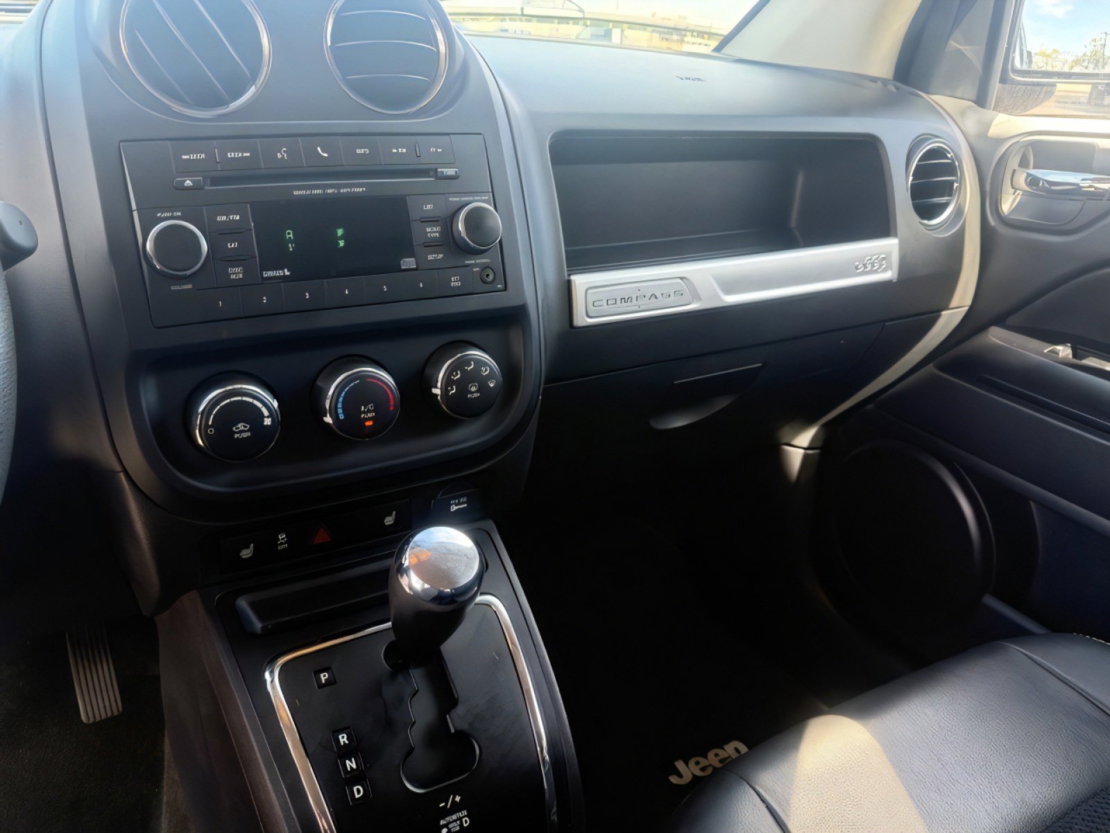 Used 2015 Jeep Compass Sport w/ Power Value Group image 20