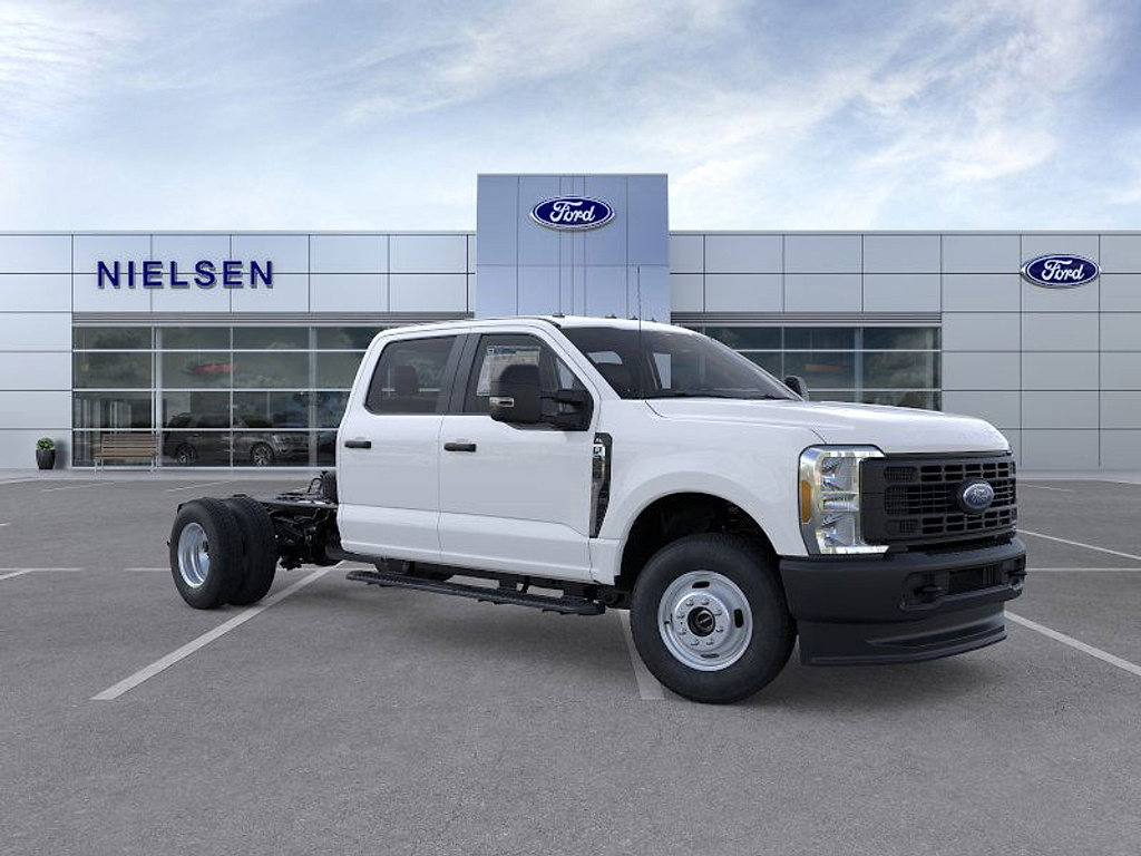 New 2025 Ford F350 XL w/ Snow Plow Prep Package image 7