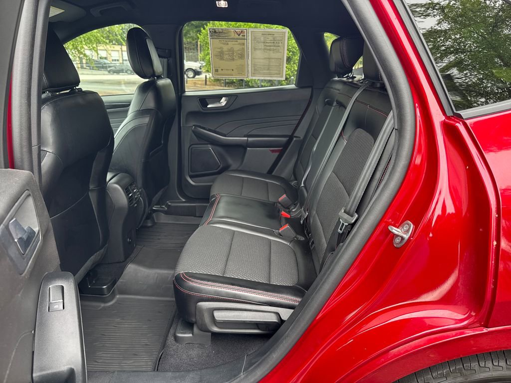 Used 2023 Ford Escape ST-Line w/ Tech Pack #1 FWD image 25