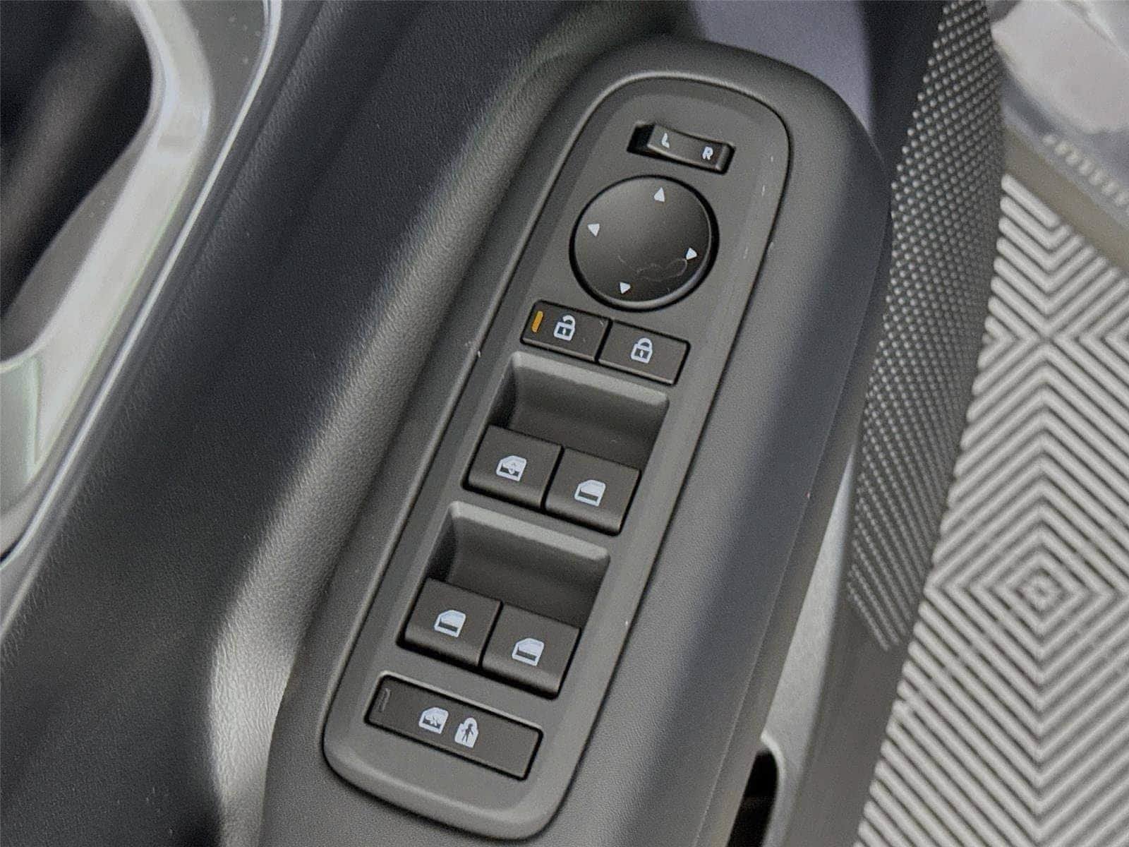 New 2026 Hyundai Santa Fe SE FWD image 18