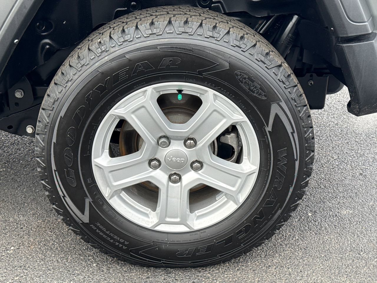 Used 2022 Jeep Wrangler Unlimited Sport image 11