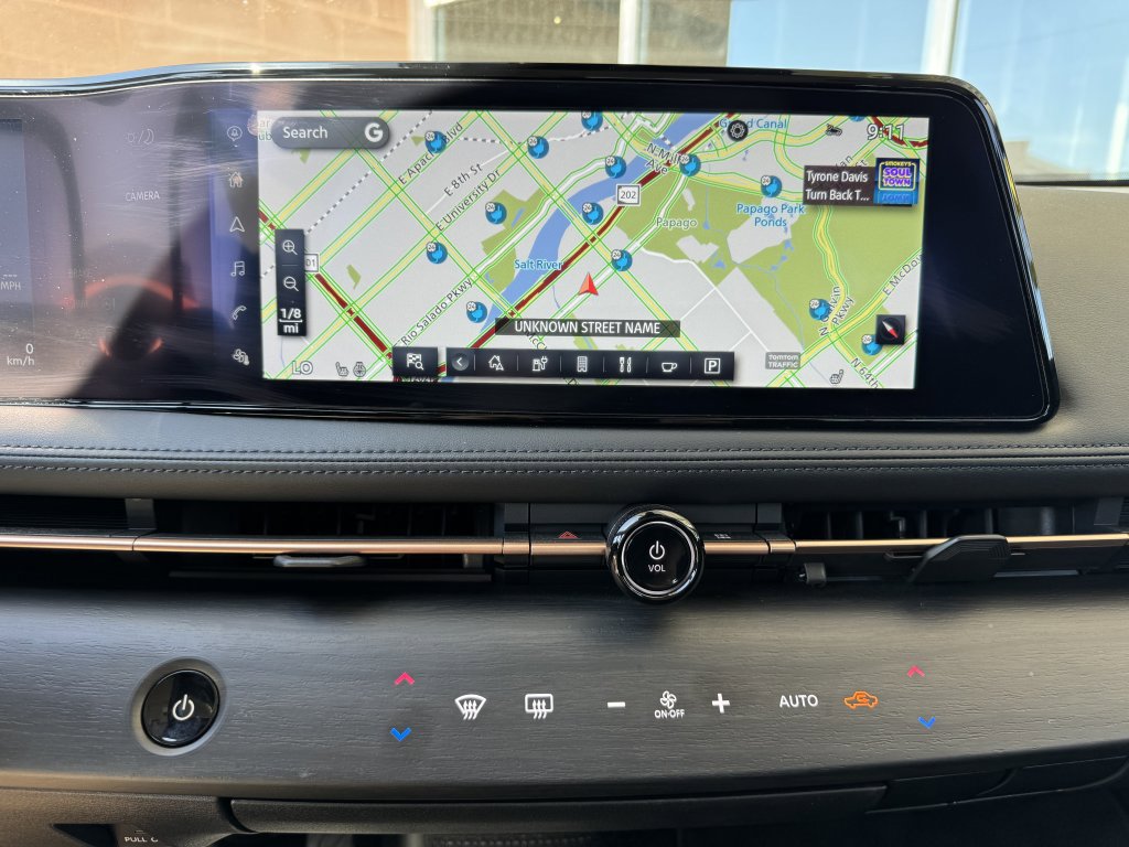 Used 2023 Nissan Ariya FWD image 23