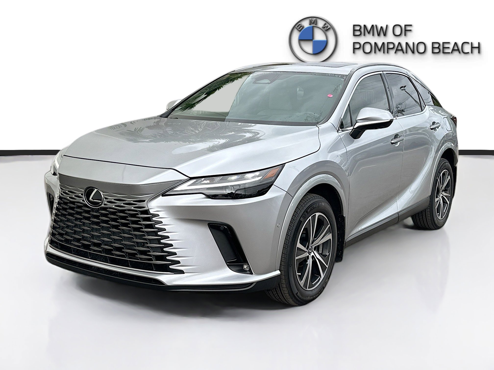 Used 2024 Lexus RX 350 Premium Plus w/ Convenience Package FWD image 3