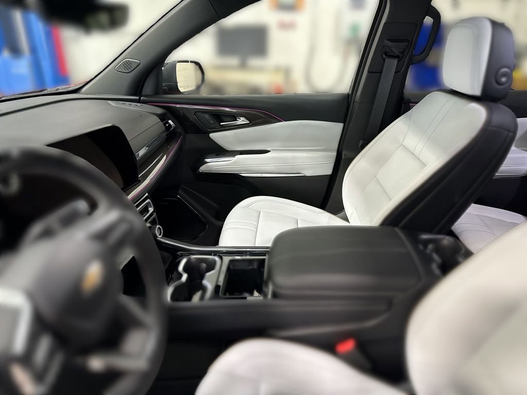 Certified 2026 Chevrolet Traverse High Country w/ LPO, Floor Liner Package image 26