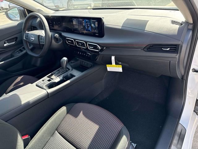 New 2026 Nissan Sentra SR w/ Floor Mat Package FWD image 16