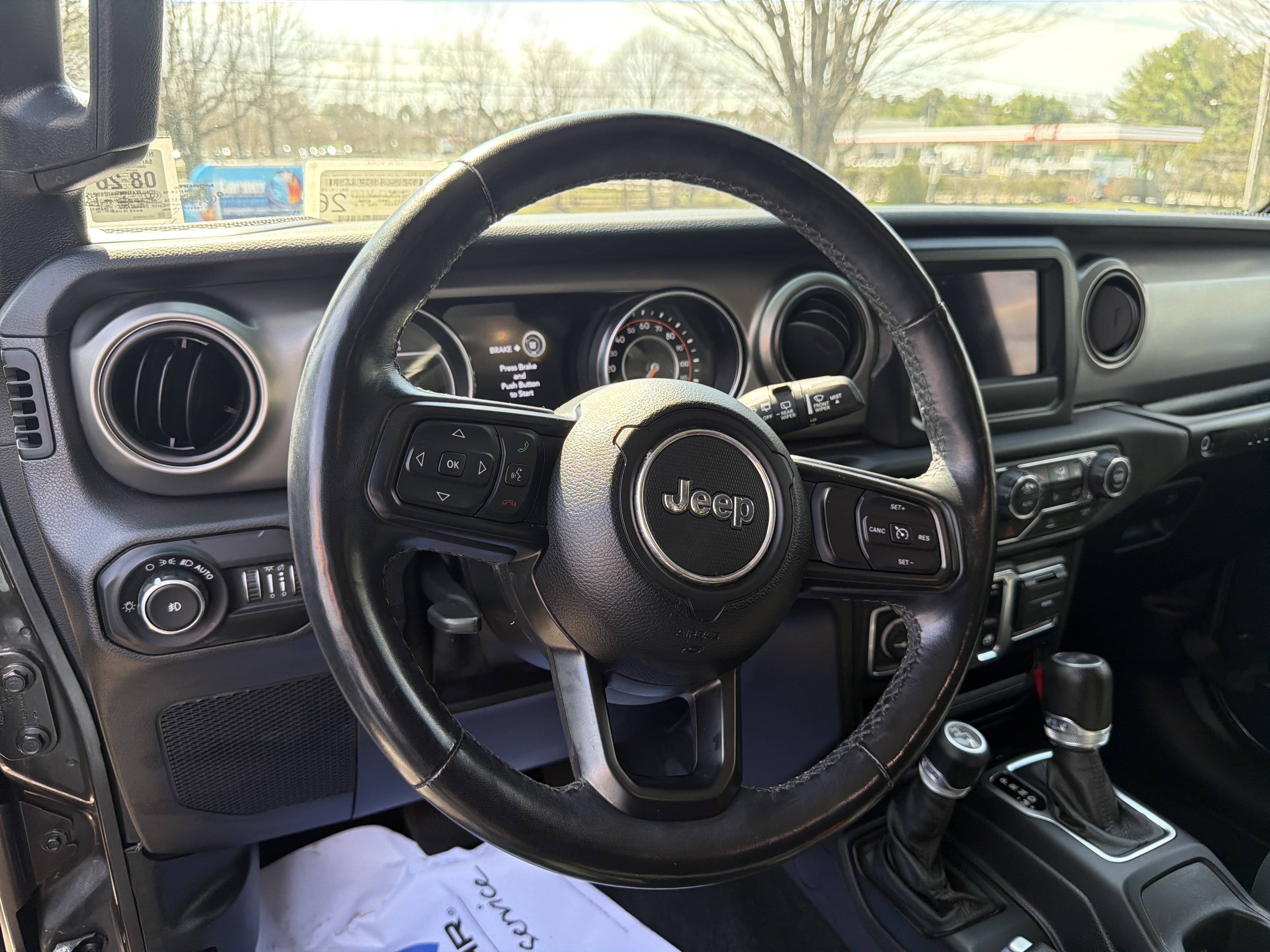 Used 2021 Jeep Wrangler Willys AWD/4WD image 18