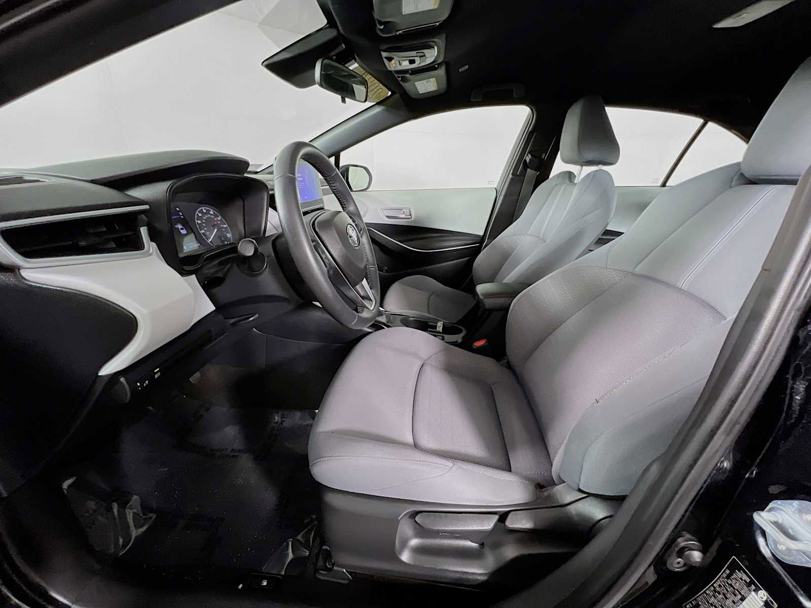 Used 2024 Toyota Corolla SE image 21