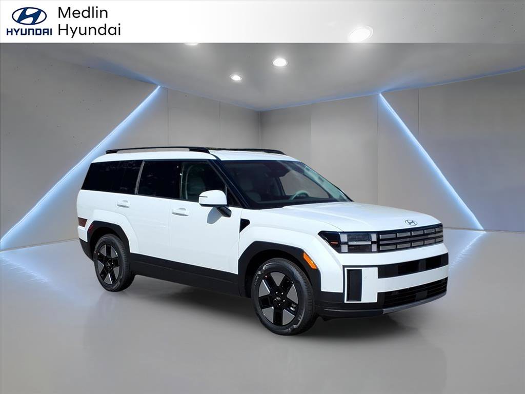 Used 2026 Hyundai Santa Fe SEL image 1