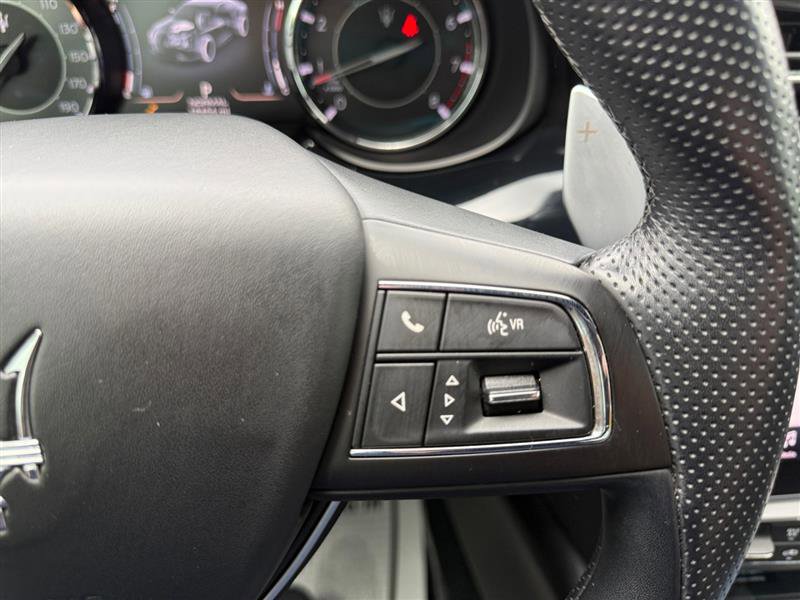 Used 2022 Maserati Quattroporte Modena image 28