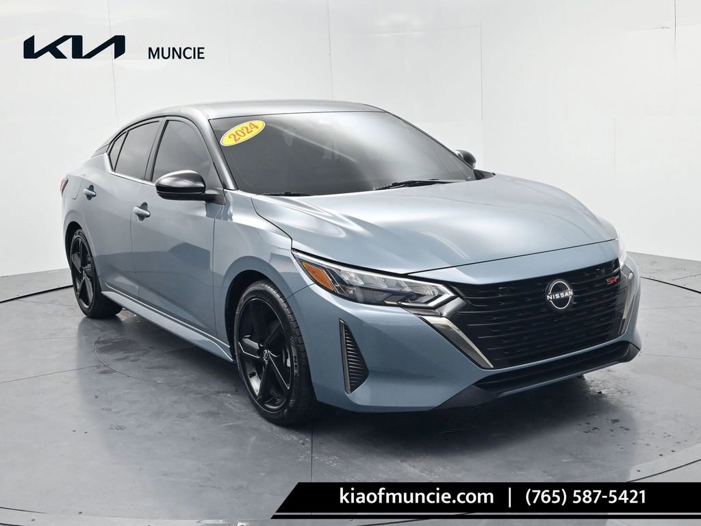 Used 2024 Nissan Sentra SR image 1