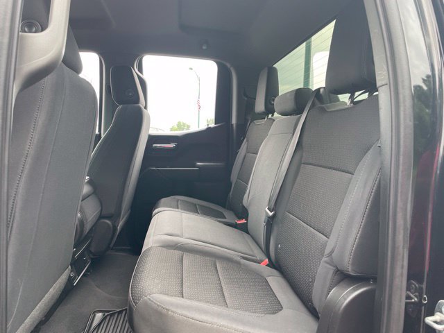 Used 2019 Chevrolet Silverado 1500 Custom w/ Custom Value Package AWD/4WD image 15