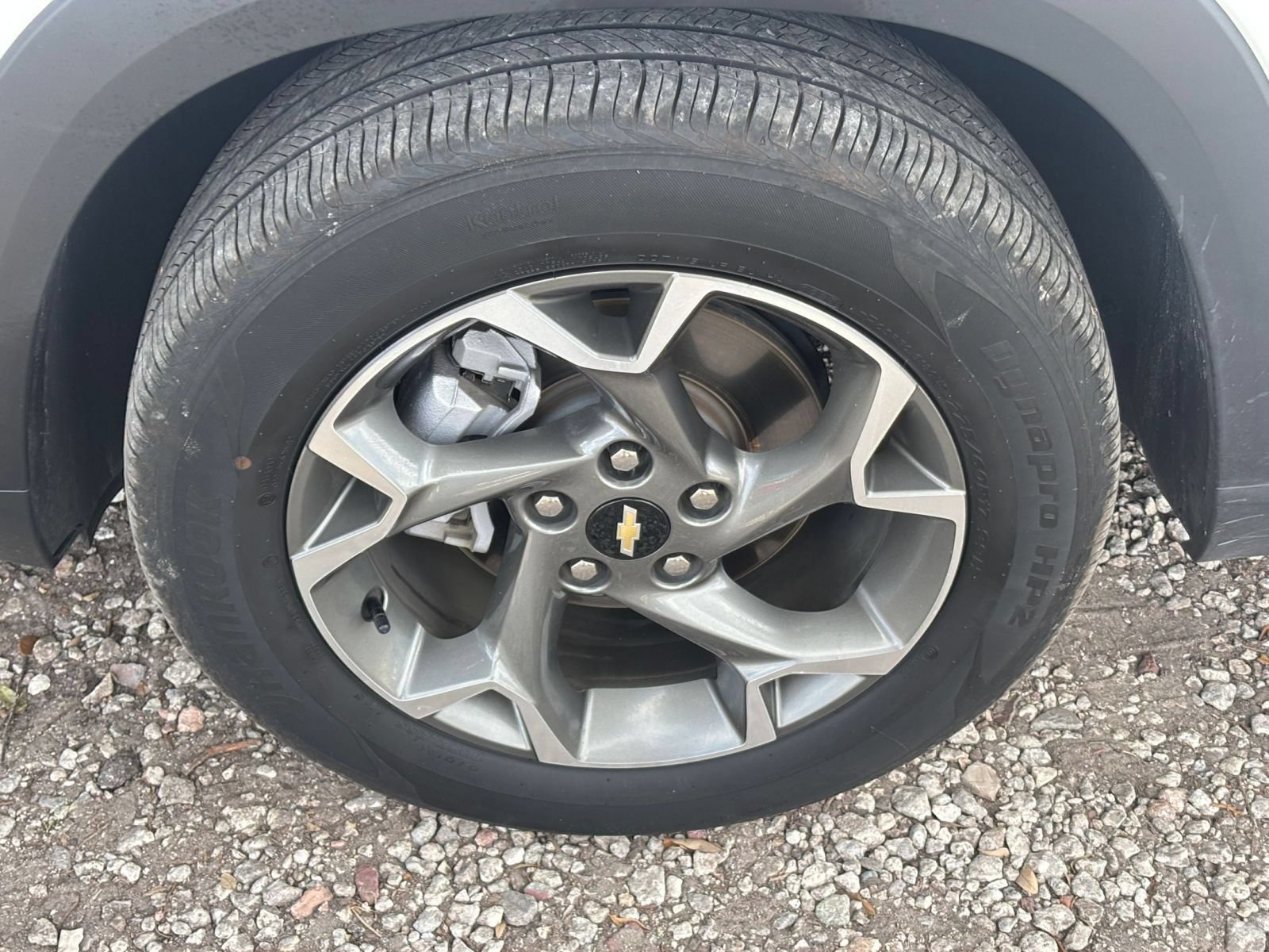 Used 2025 Chevrolet Trax LT FWD image 28