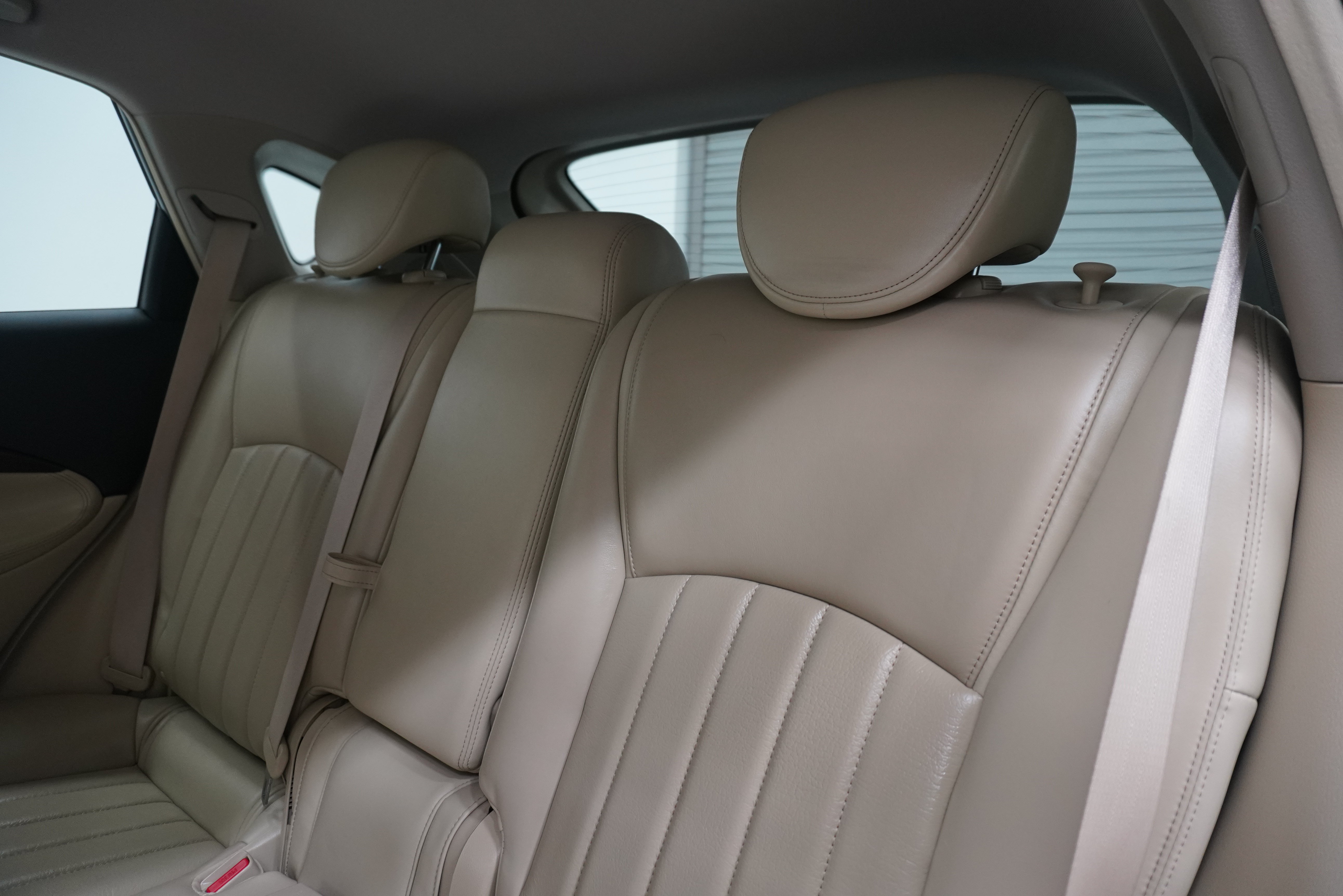 Used 2017 INFINITI QX50 2WD w/ Technology Package image 11