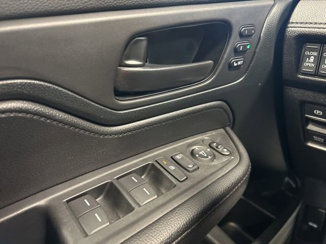 Certified 2023 Honda Odyssey Sport image 33