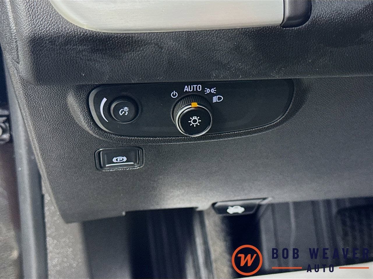 Used 2022 GMC Terrain SLE AWD/4WD image 12