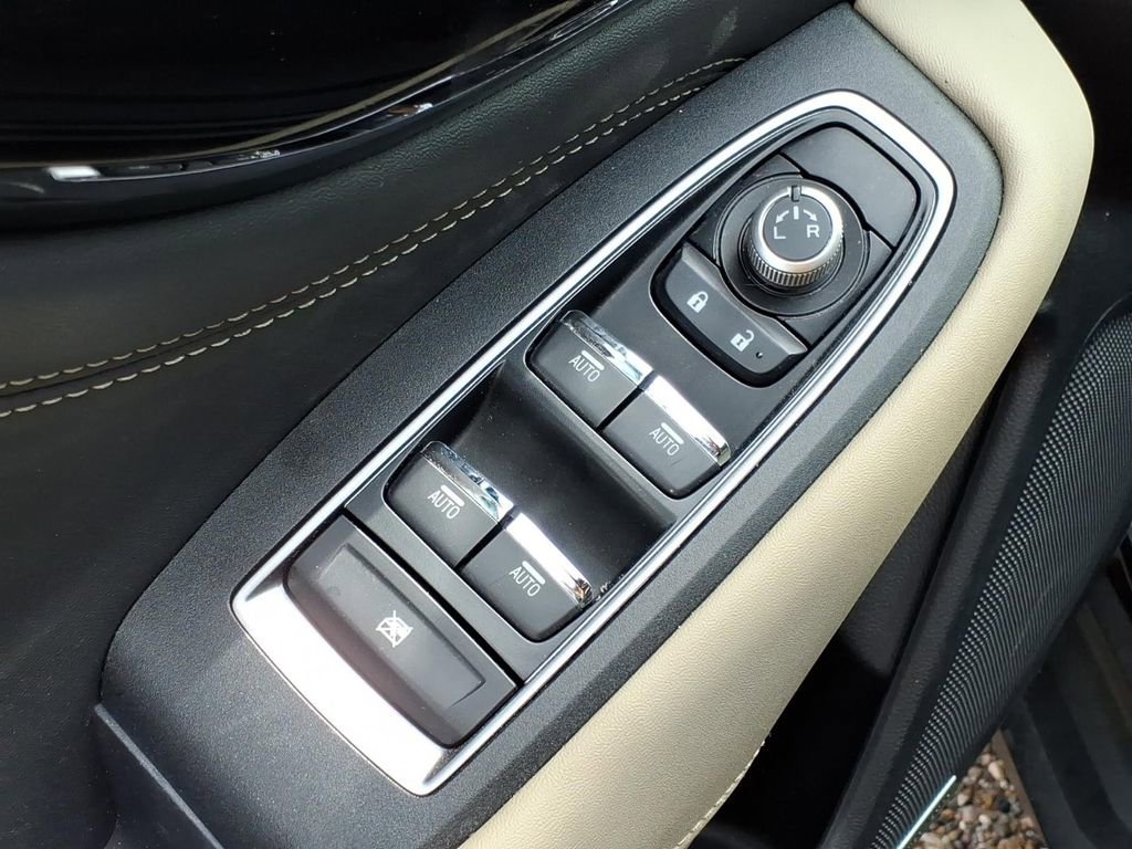 Used 2023 Subaru Outback Limited image 19